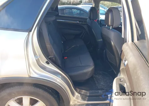 2013 Kia Sorento Lx V6 z USA, uszkodzony, nr VIN 5XYKTDA25DG316629